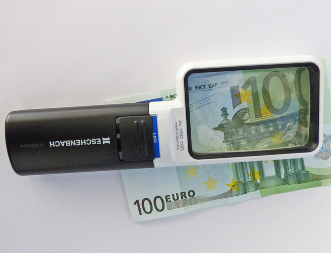 Lupa Mobilux LED 4x (75x50) Eschenbach - Imagen 3