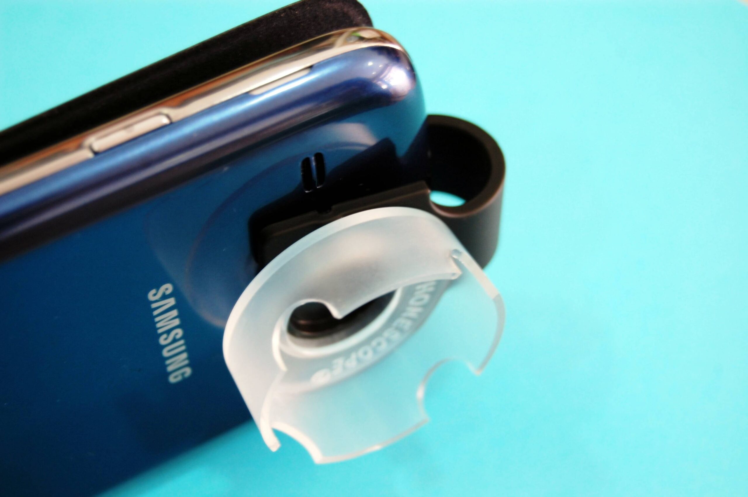 Lente Macro PHONESCOPE 60x para Smartphones - Imagen 5