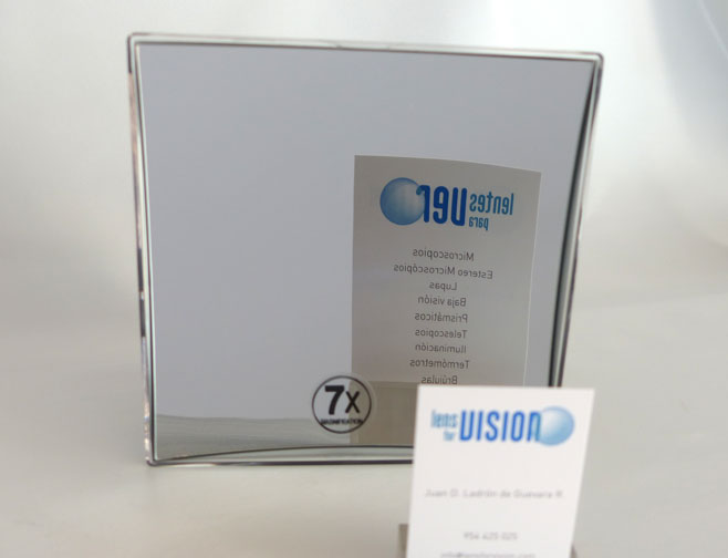 Espejo Lupa Con Ventosa 7x